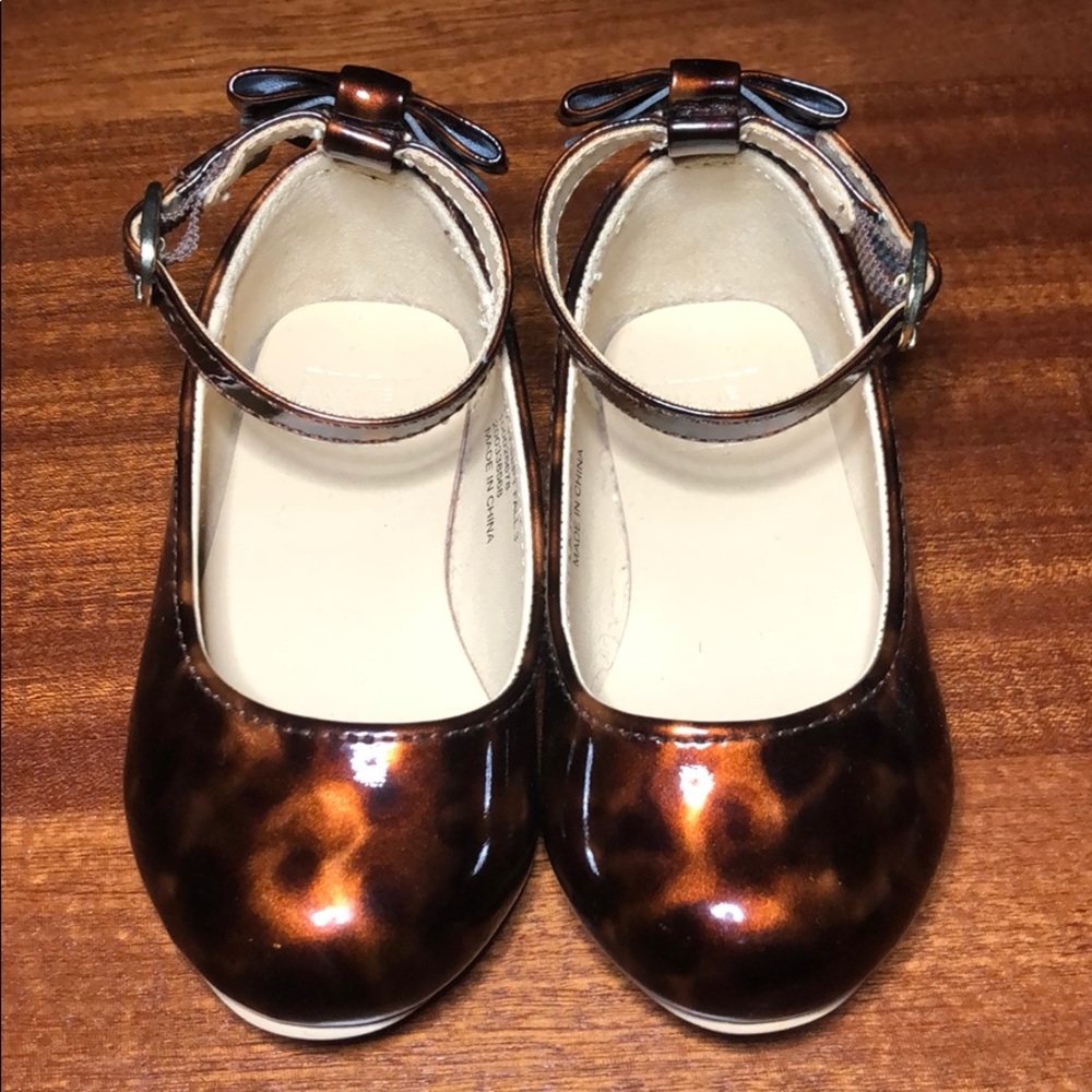 Janie & Jack Tortoise Bow Flats Like New